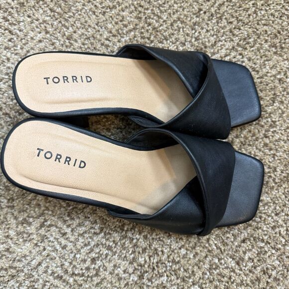 Torrid Twist Front Block Heeled Black Mule Faux Leather Womens Size 8.5WW - Picture 10 of 13